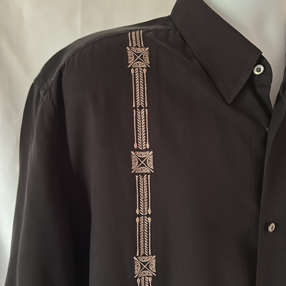 Axis LA Men's Size XL  Black Gold 100% Silk Short Sleeve Embroidered Shirt - Picture 3 of 9